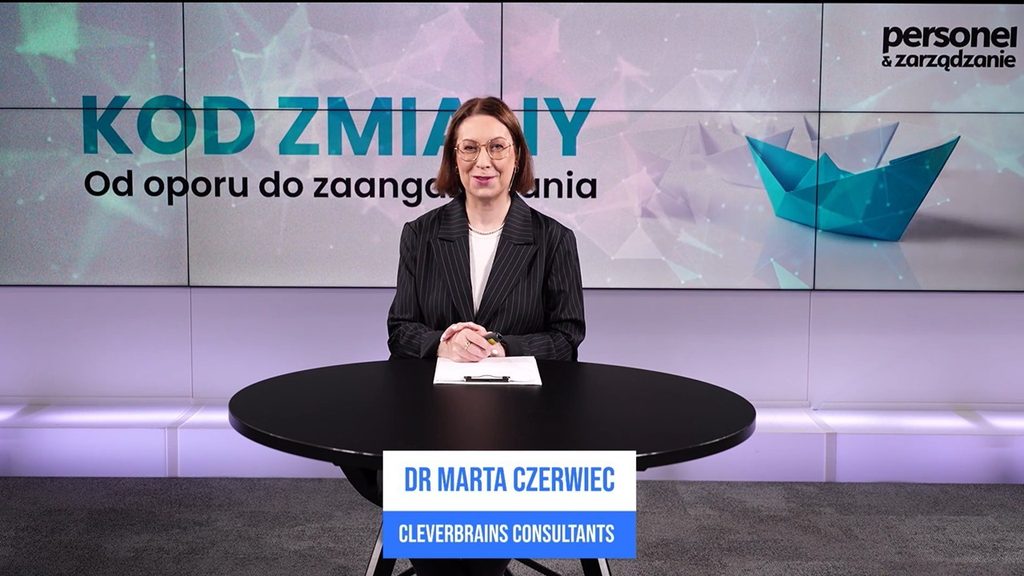 Dr Marta Czerwiec w studiu podczas nagrania „Kod zmiany – od oporu do zaangażowania”